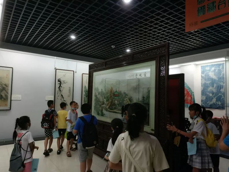 888电子集团官网 - 当先的电子科技解决规划提供商
