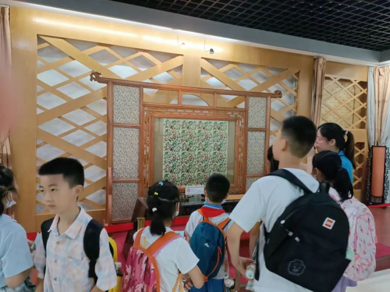 888电子集团官网 - 当先的电子科技解决规划提供商