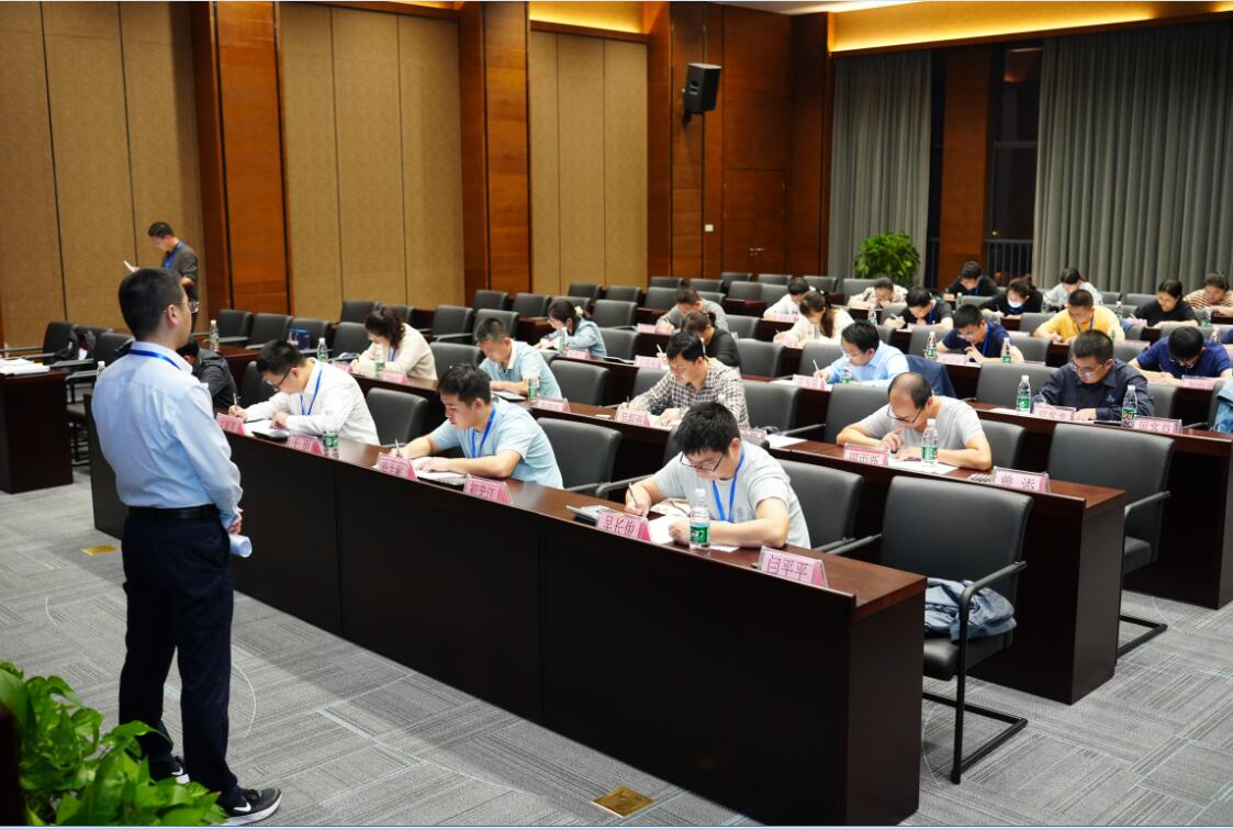 888电子集团官网 - 当先的电子科技解决规划提供商