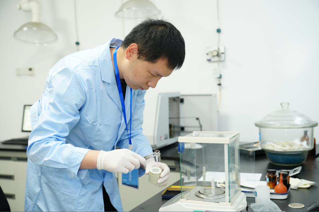 888电子集团官网 - 当先的电子科技解决规划提供商
