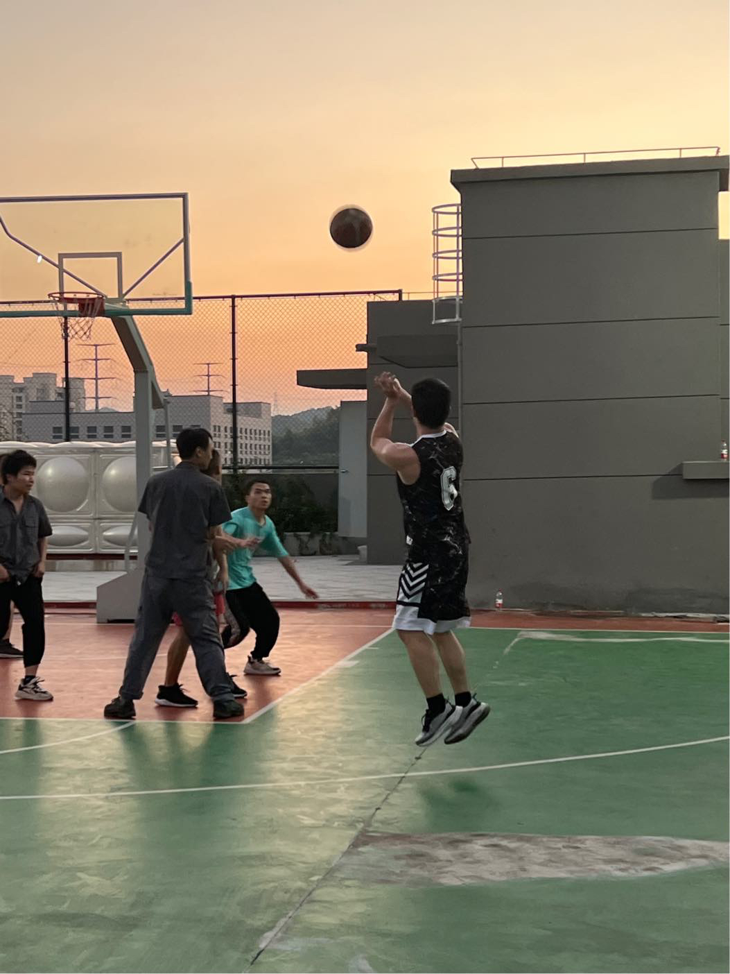 888电子集团官网 - 当先的电子科技解决规划提供商